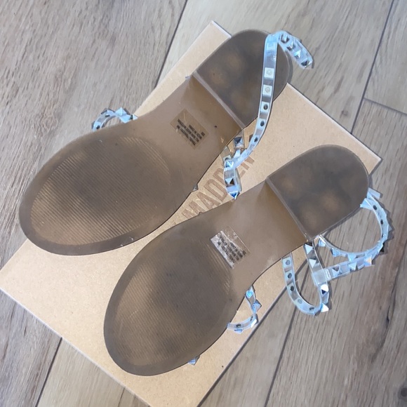 Steve Madden clear travel sandals - Picture 4 of 10